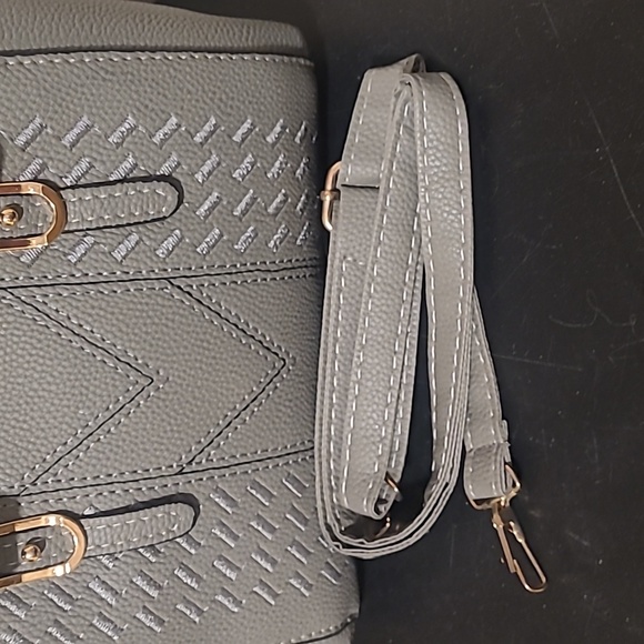 NWOT Cute small grey satchel/crossbody - Picture 3 of 6